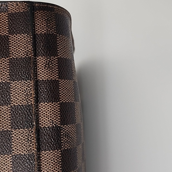 Authentic Louis Vuitton Damier Ebene Triana Bag - Picture 9 of 16